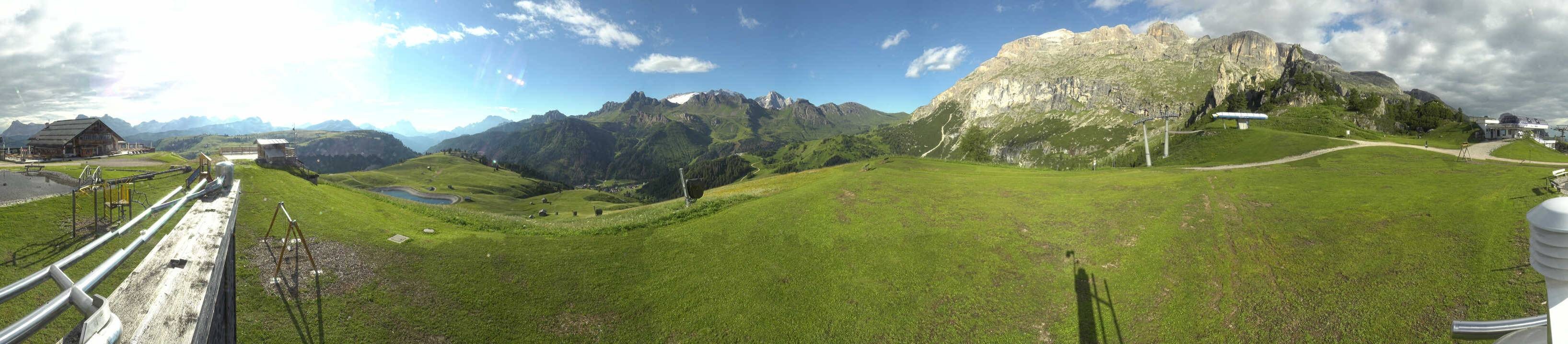 Archiv Foto Webcam Arabba - Bergrestaurant am Monte Burz