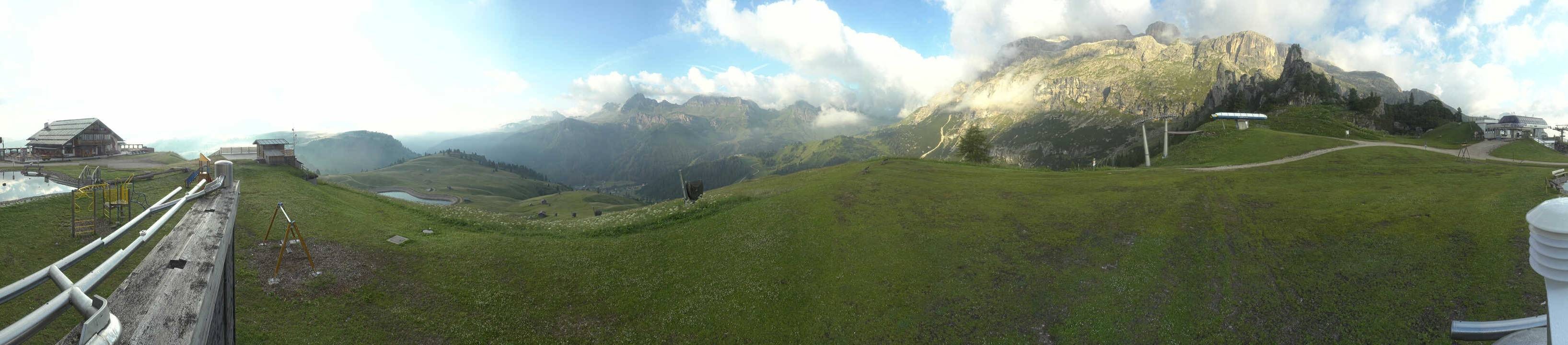 Archiv Foto Webcam Arabba - Bergrestaurant am Monte Burz