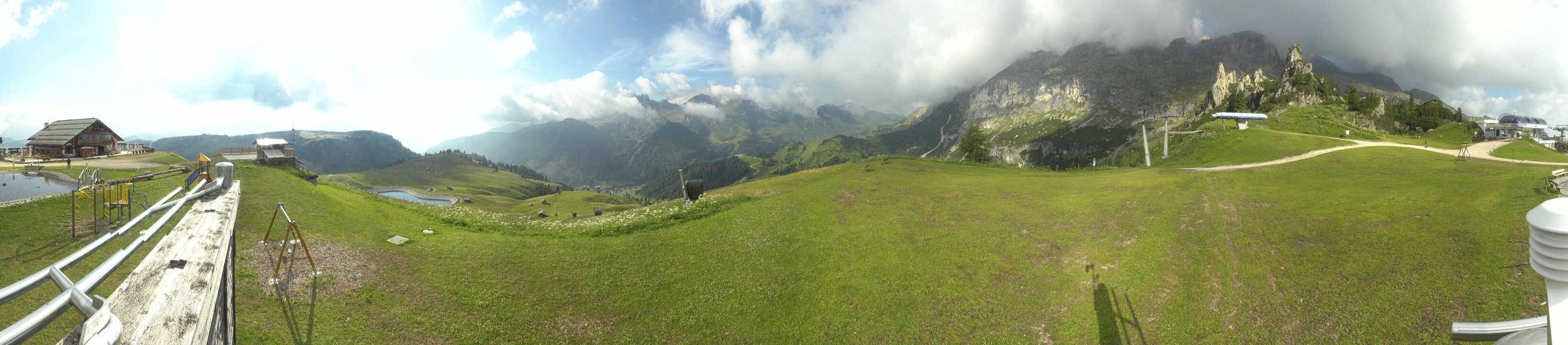 Archiv Foto Webcam Arabba - Bergrestaurant am Monte Burz
