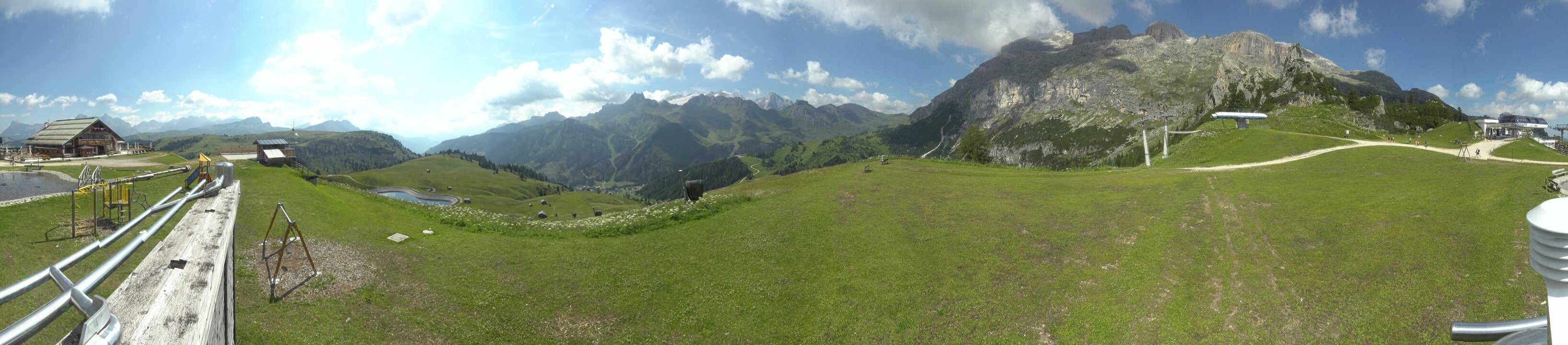 Archiv Foto Webcam Arabba - Bergrestaurant am Monte Burz