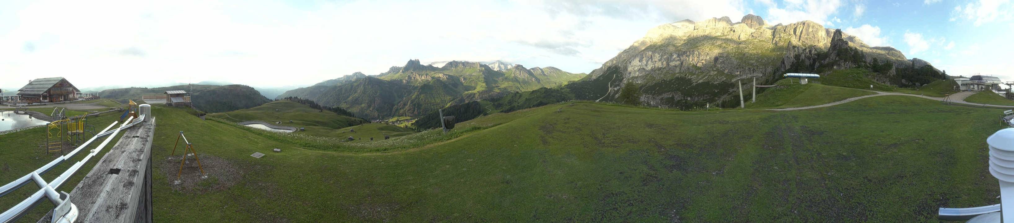 Archiv Foto Webcam Arabba - Bergrestaurant am Monte Burz