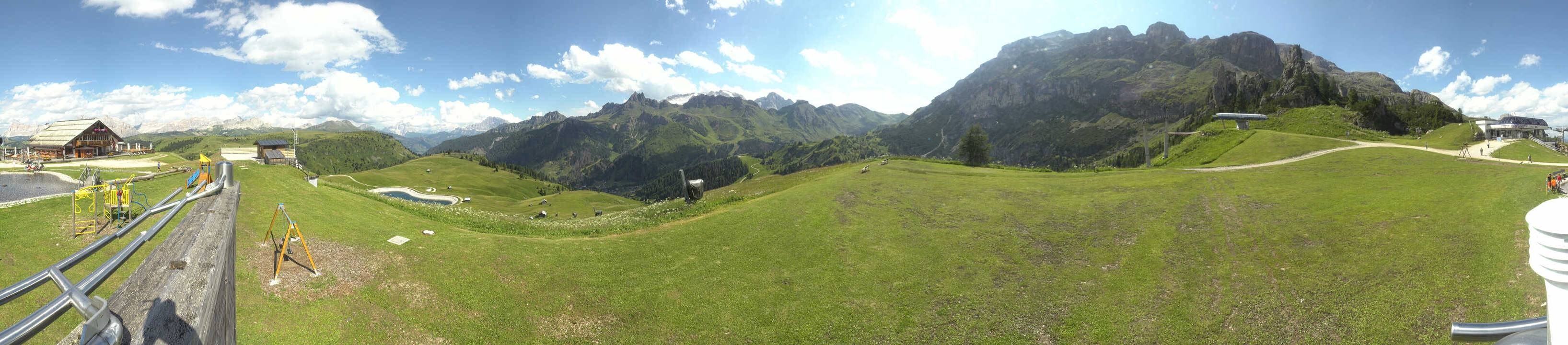 Archiv Foto Webcam Arabba - Bergrestaurant am Monte Burz