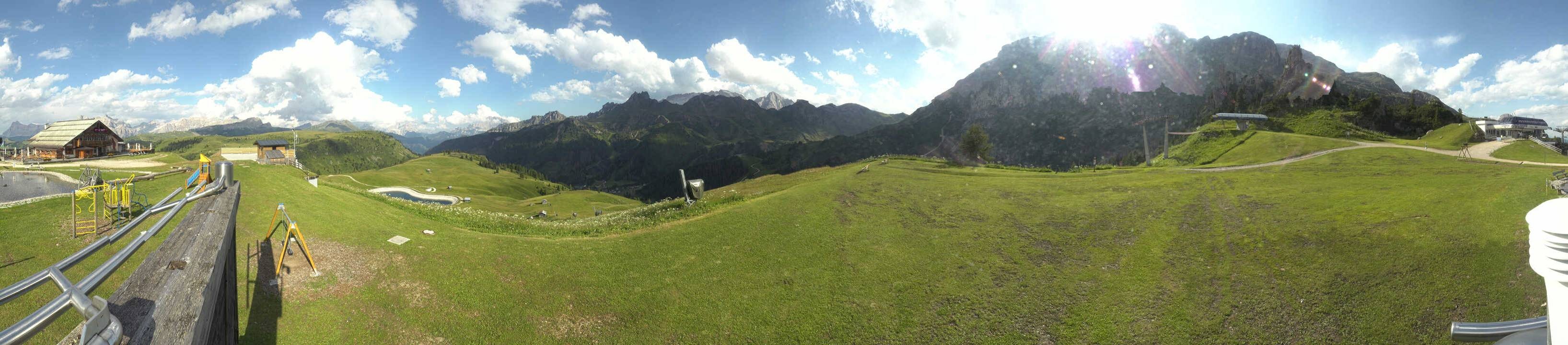 Archiv Foto Webcam Arabba - Bergrestaurant am Monte Burz