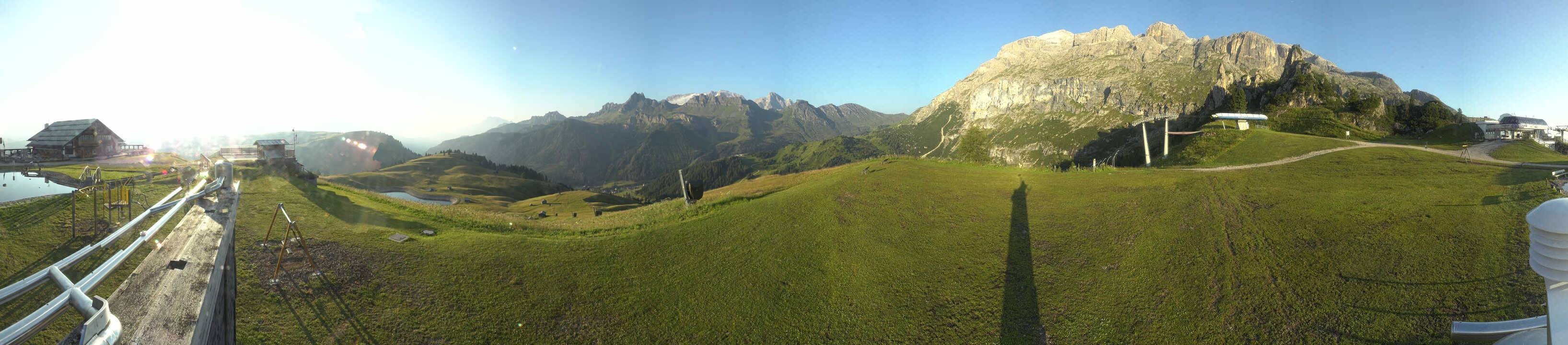 Archiv Foto Webcam Arabba - Bergrestaurant am Monte Burz