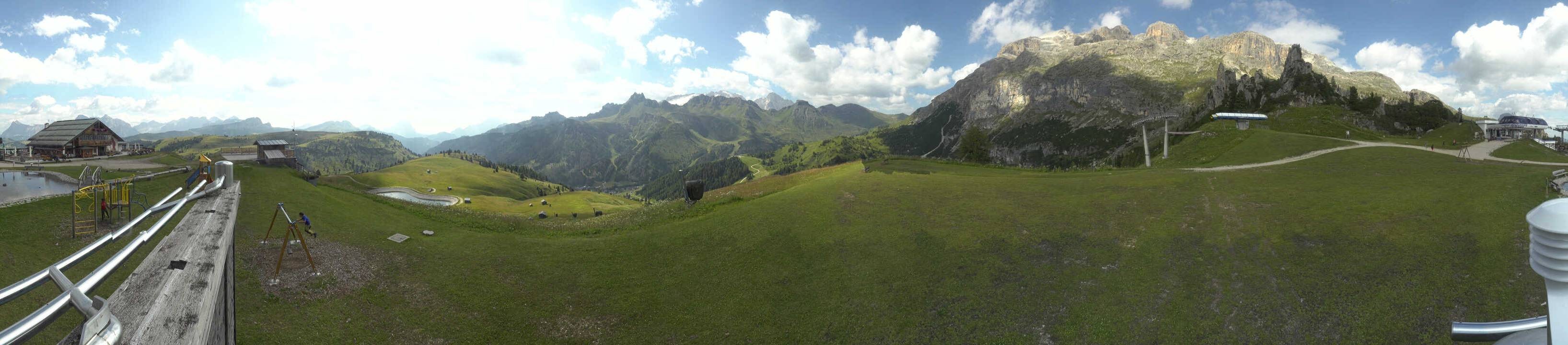 Archiv Foto Webcam Arabba - Bergrestaurant am Monte Burz