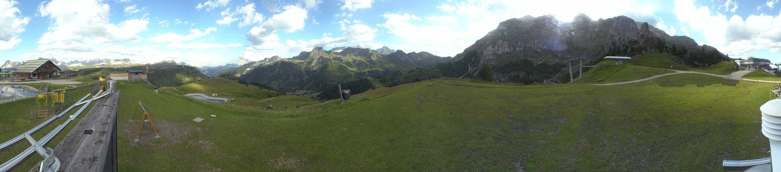 Archiv Foto Webcam Arabba - Bergrestaurant am Monte Burz