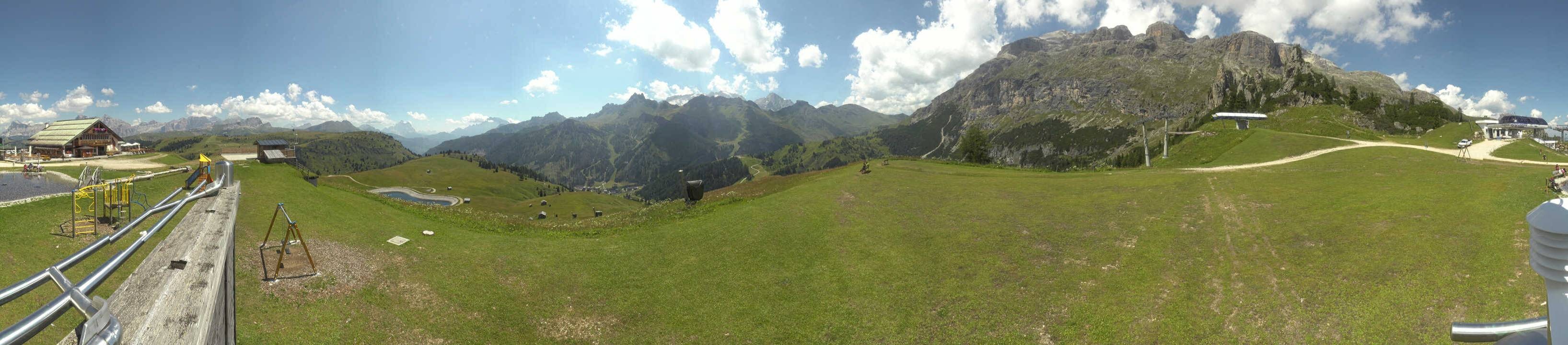 Archiv Foto Webcam Arabba - Bergrestaurant am Monte Burz