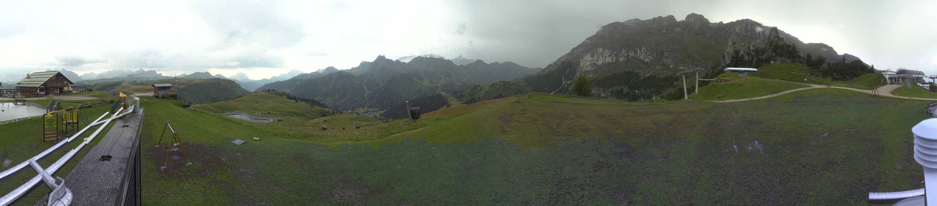 Archiv Foto Webcam Arabba - Bergrestaurant am Monte Burz