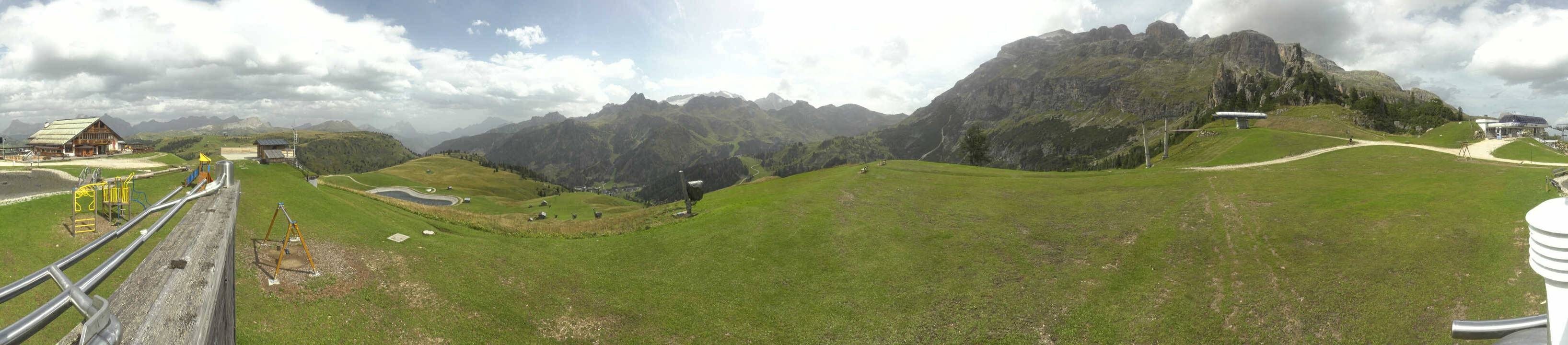 Archiv Foto Webcam Arabba - Bergrestaurant am Monte Burz