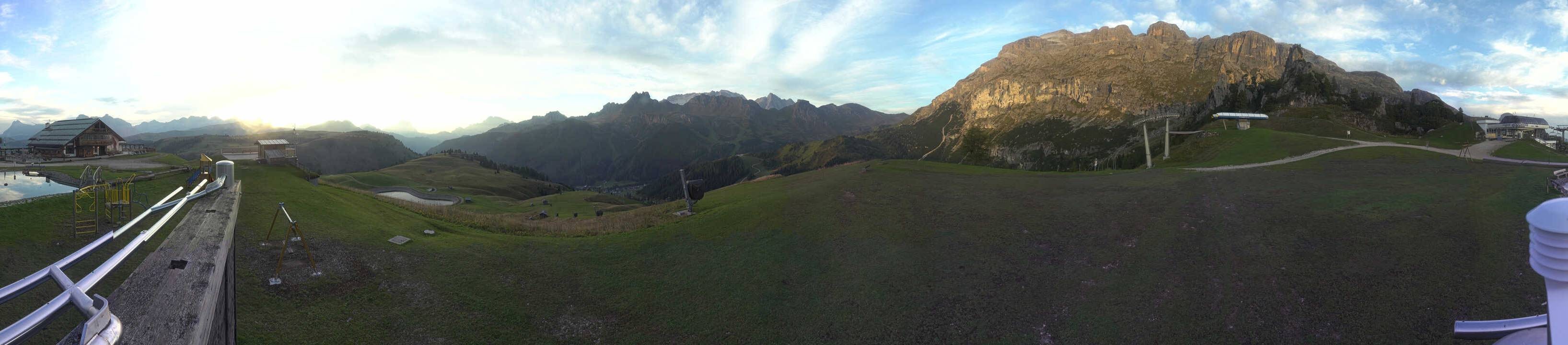 Archiv Foto Webcam Arabba - Bergrestaurant am Monte Burz