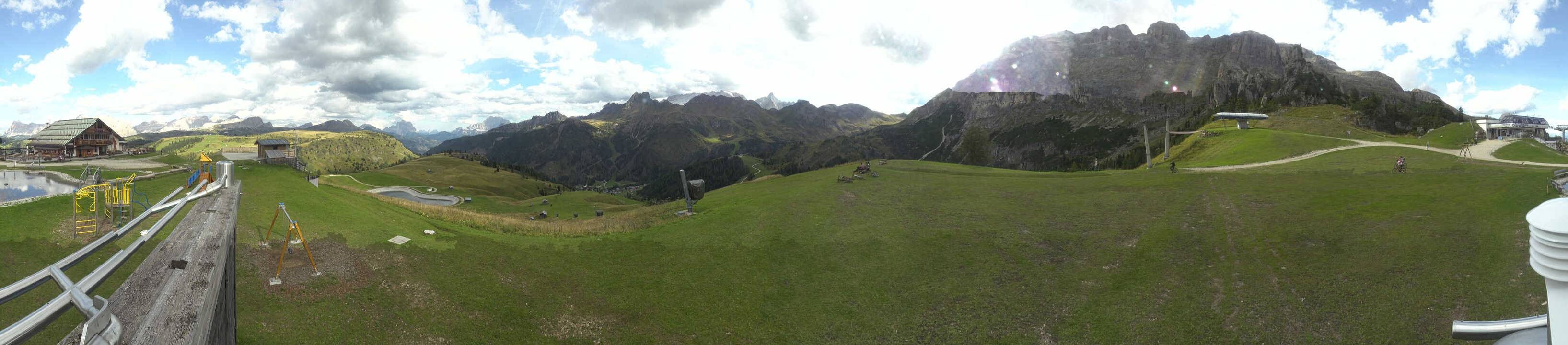 Archiv Foto Webcam Arabba - Bergrestaurant am Monte Burz