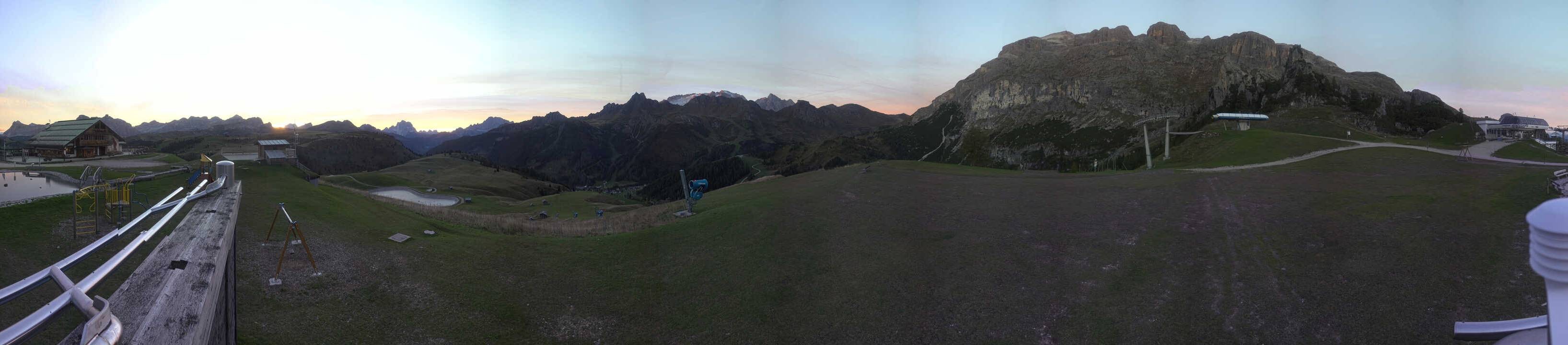 Archiv Foto Webcam Arabba - Bergrestaurant am Monte Burz