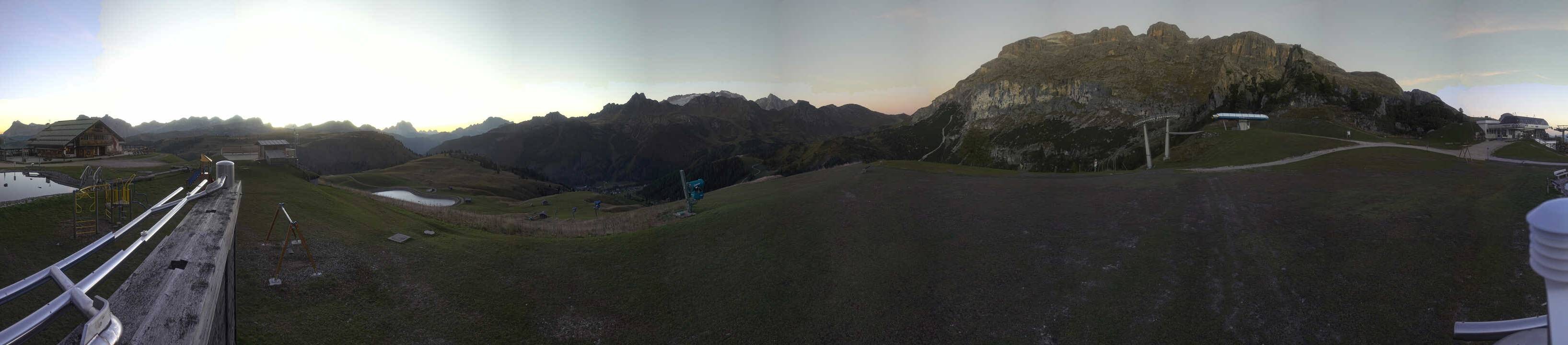 Archiv Foto Webcam Arabba - Bergrestaurant am Monte Burz