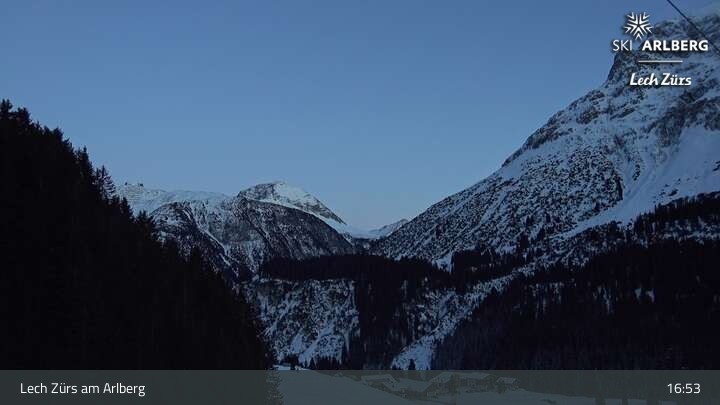 Archiv Foto Webcam Lech Zürs am Arlberg - Blick auf Zug