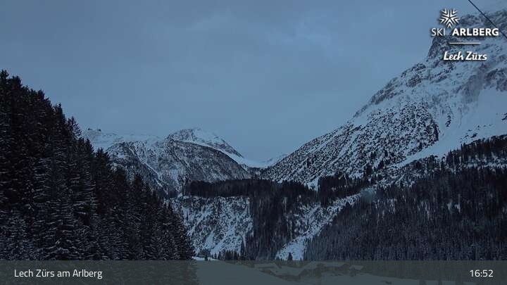Archiv Foto Webcam Lech Zürs am Arlberg - Blick auf Zug