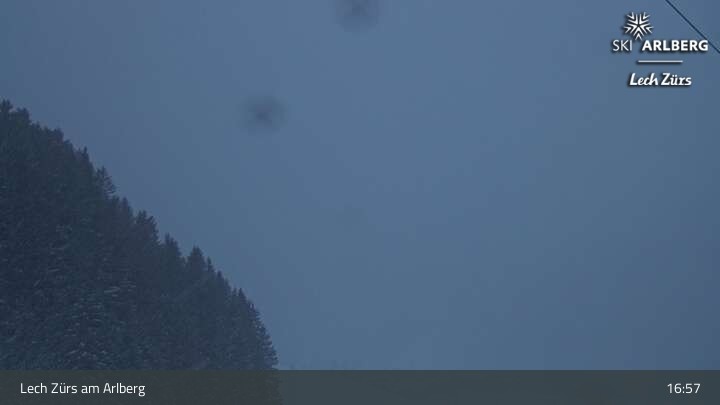 Archiv Foto Webcam Lech Zürs am Arlberg - Blick auf Zug