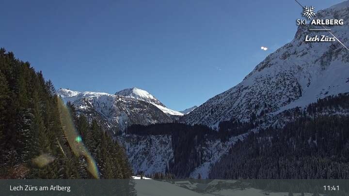 Archiv Foto Webcam Lech Zürs am Arlberg - Blick auf Zug