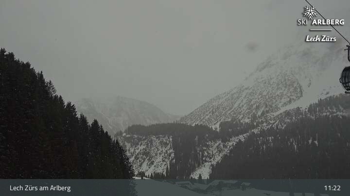 Archiv Foto Webcam Lech Zürs am Arlberg - Blick auf Zug