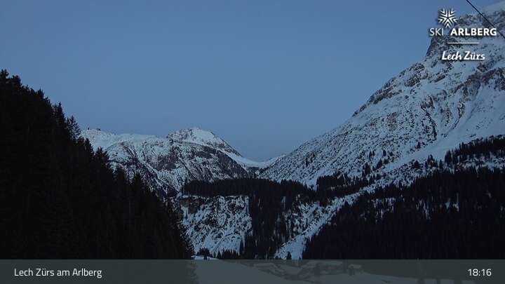 Archiv Foto Webcam Lech Zürs am Arlberg - Blick auf Zug