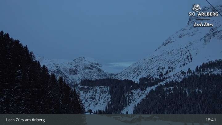 Archiv Foto Webcam Lech Zürs am Arlberg - Blick auf Zug