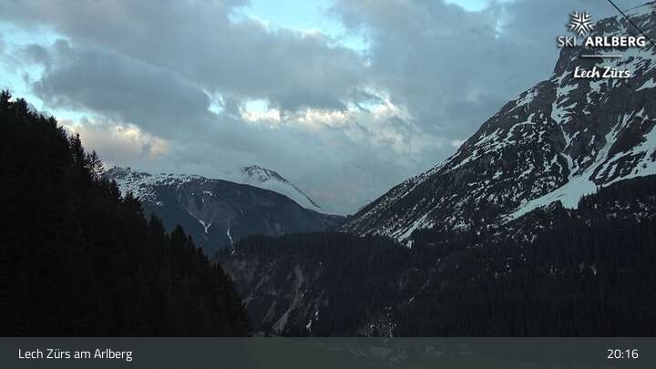 Archived image Webcam Lech Zürs (Arlberg) - Zug