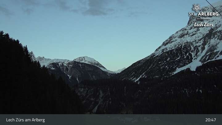 Archiv Foto Webcam Lech Zürs am Arlberg - Blick auf Zug