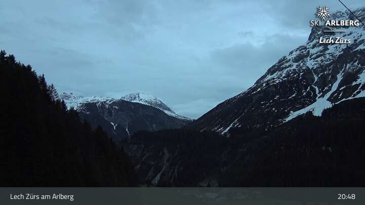 Archiv Foto Webcam Lech Zürs am Arlberg - Blick auf Zug