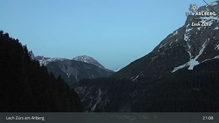 Archiv Foto Webcam Lech Zürs am Arlberg - Blick auf Zug