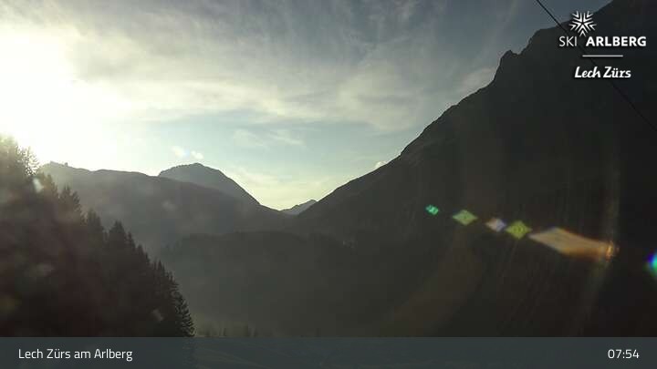Archiv Foto Webcam Lech Zürs am Arlberg - Blick auf Zug