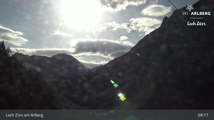 Archiv Foto Webcam Lech Zürs am Arlberg - Blick auf Zug
