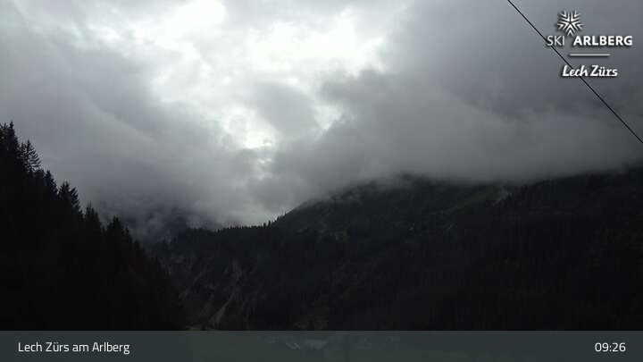 Archiv Foto Webcam Lech Zürs am Arlberg - Blick auf Zug