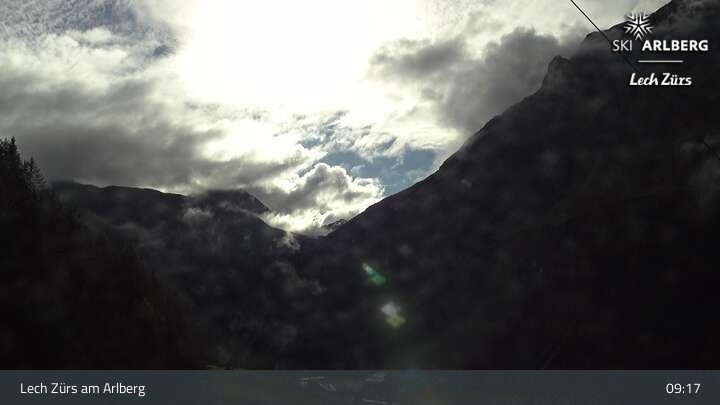 Archiv Foto Webcam Lech Zürs am Arlberg - Blick auf Zug