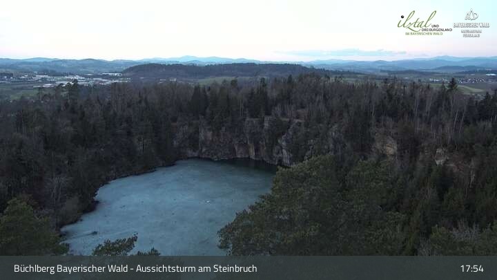 Archiv Foto Webcam Büchlberg und Steinbruchsee vom Aussichtsturm