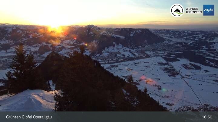 Archiv Foto Webcam Grünten Gipfel - Blick auf Immenstadt