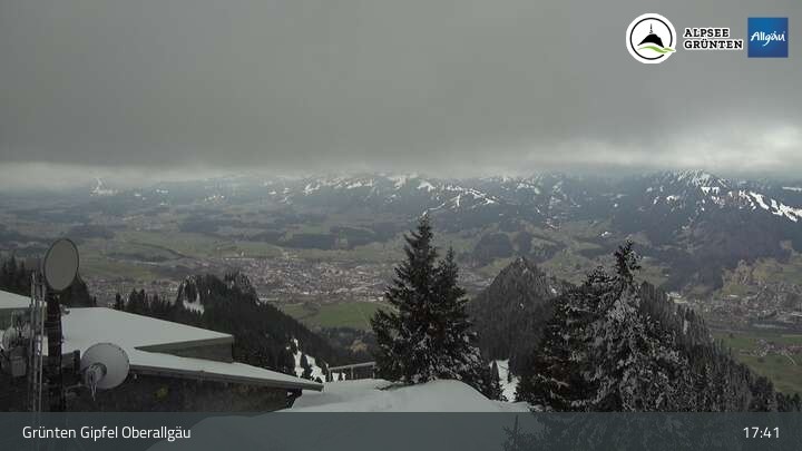 Archiv Foto Webcam Grünten Gipfel - Blick auf Immenstadt