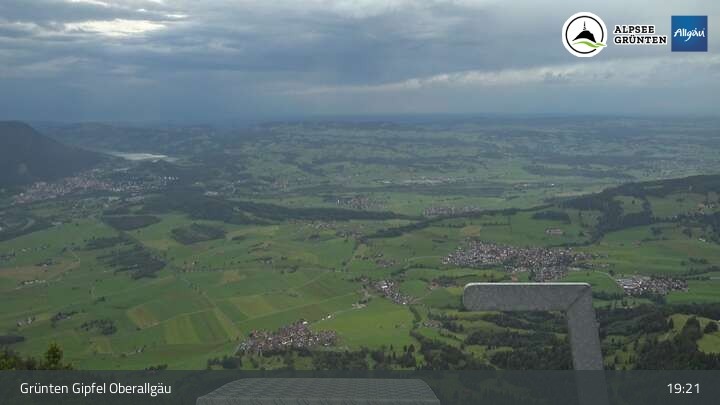 Archiv Foto Webcam Grünten Gipfel - Blick auf Immenstadt