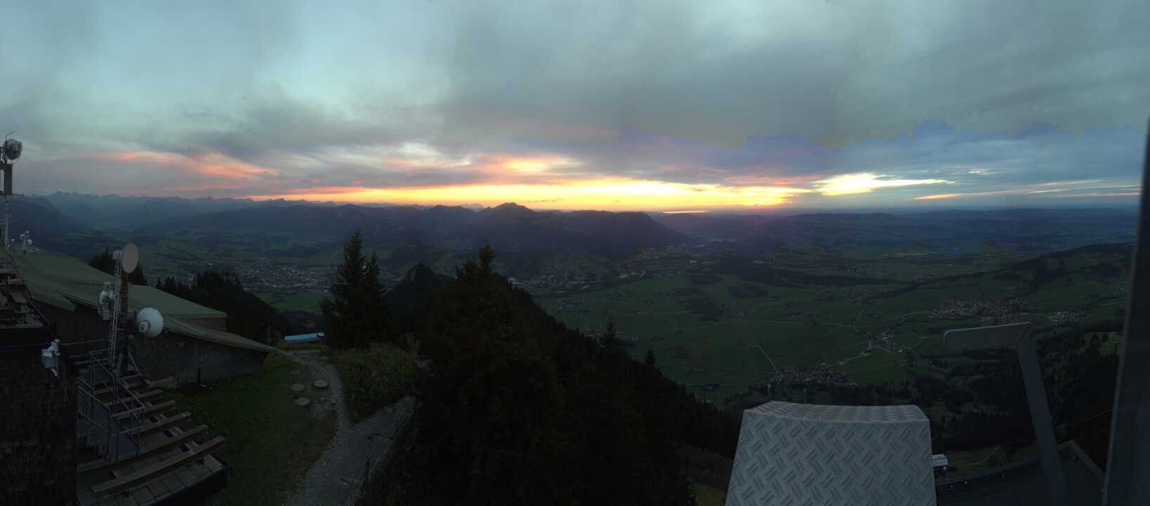 Archived image Webcam Grünten - View over Sonthofen and Immenstadt