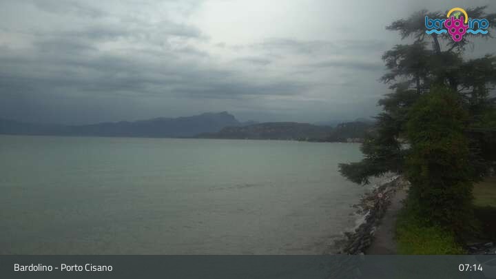 Archived image Webcam Bardolino - Lido Mirabello Beach