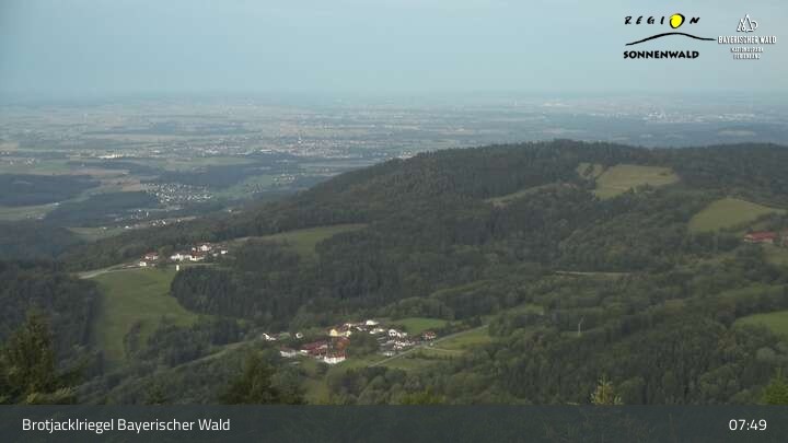 Archived image Webcam Brotjacklriegel - View from the lookout tower