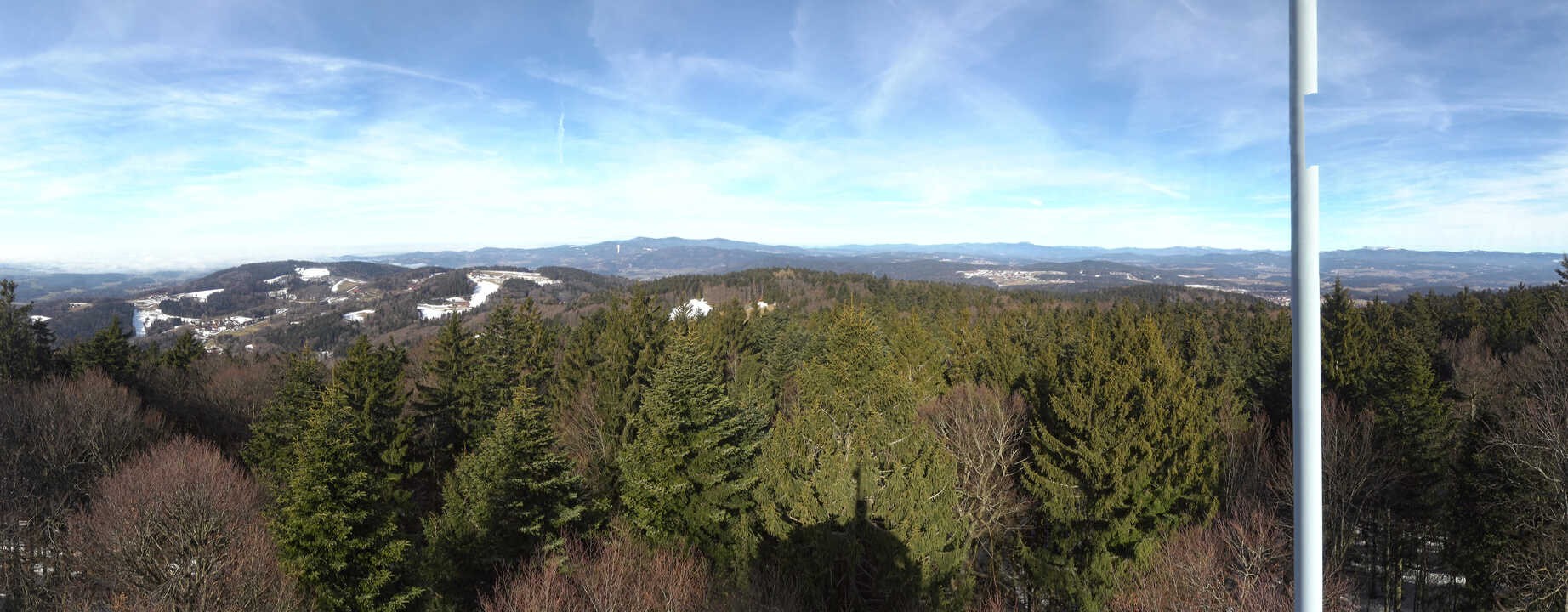 Archived image Webcam Lookout tower at Brotjacklriegel