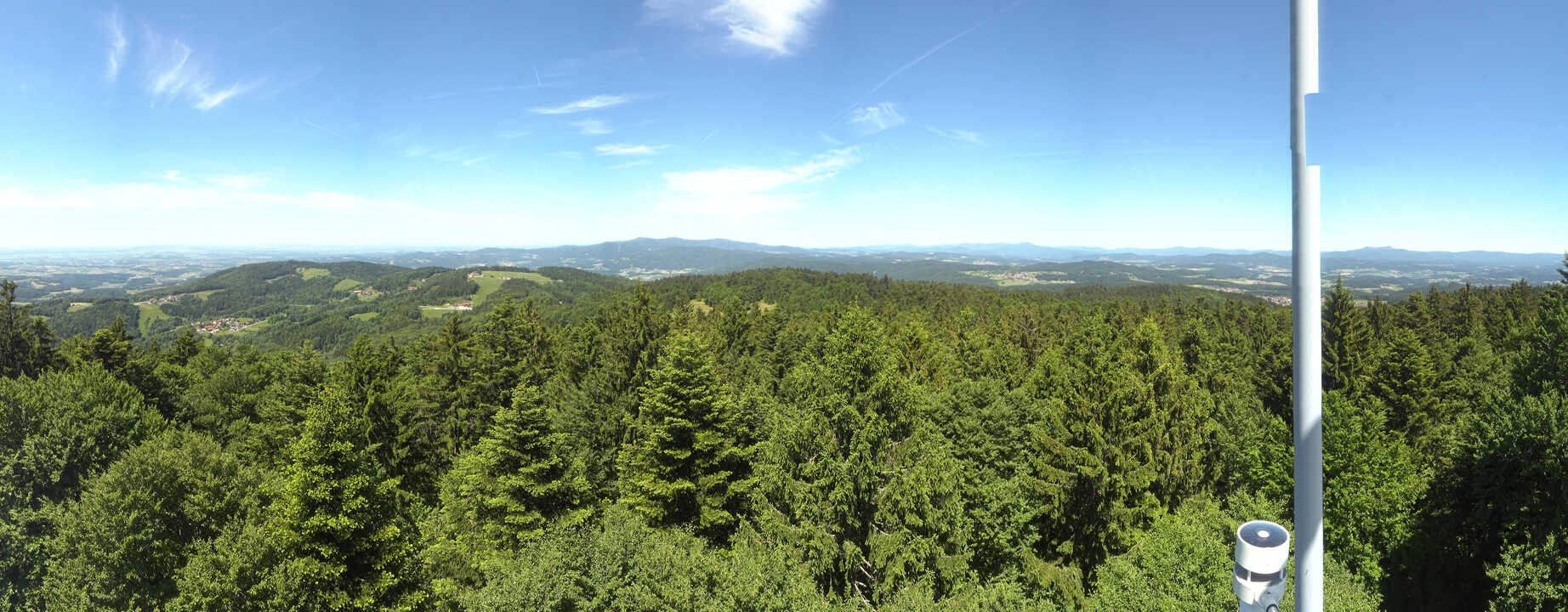 Archived image Webcam Lookout tower at Brotjacklriegel