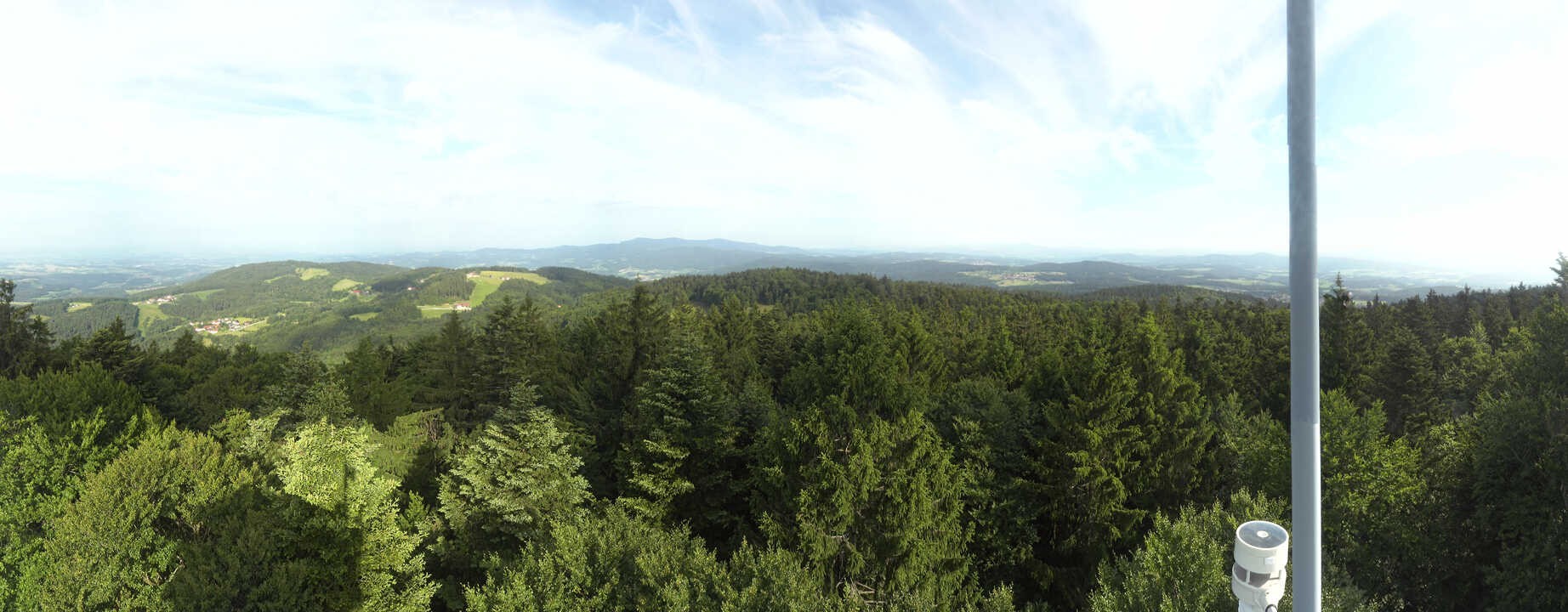 Archived image Webcam Lookout tower at Brotjacklriegel
