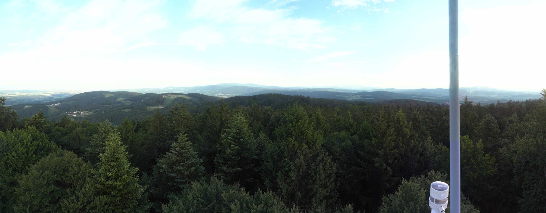 Archived image Webcam Lookout tower at Brotjacklriegel