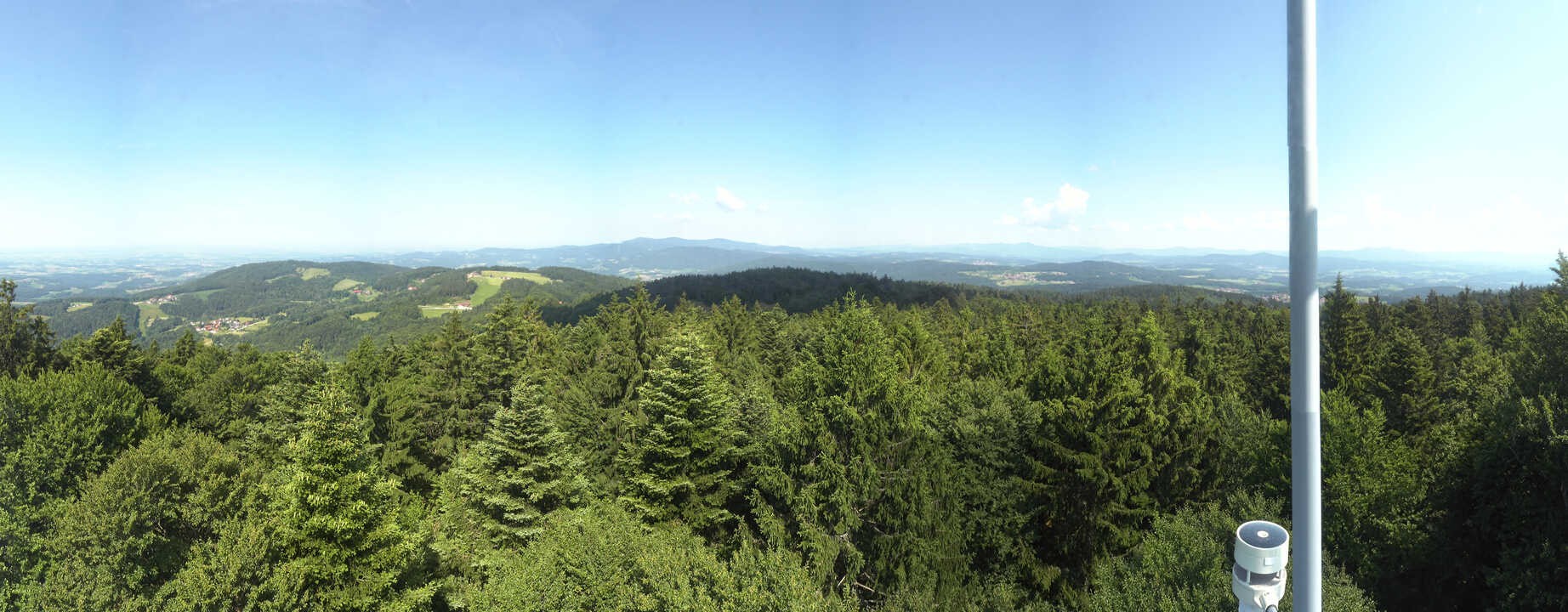 Archived image Webcam Lookout tower at Brotjacklriegel