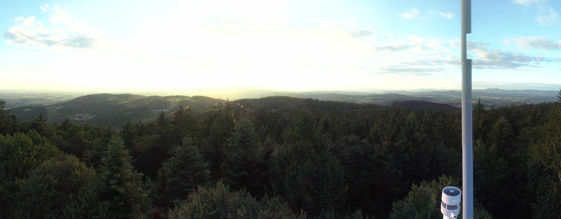 Archived image Webcam Lookout tower at Brotjacklriegel