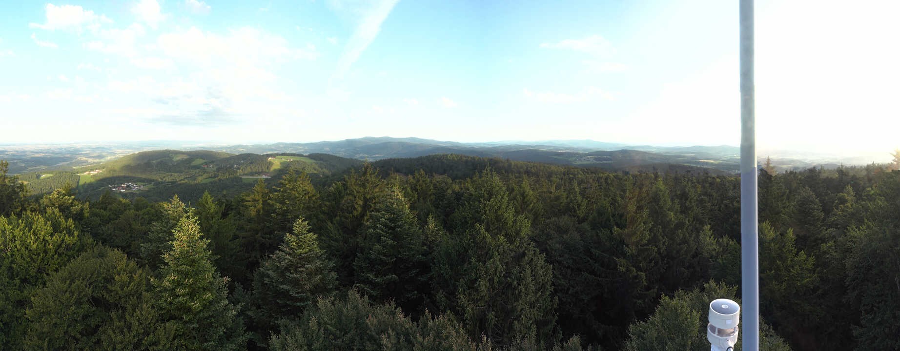Archived image Webcam Lookout tower at Brotjacklriegel