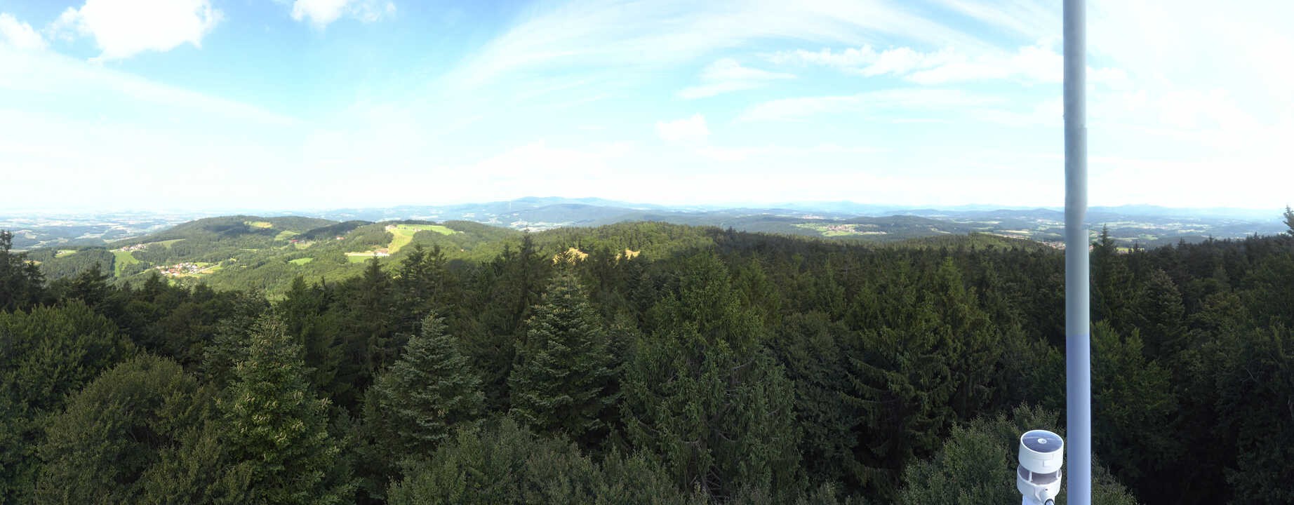 Archived image Webcam Lookout tower at Brotjacklriegel
