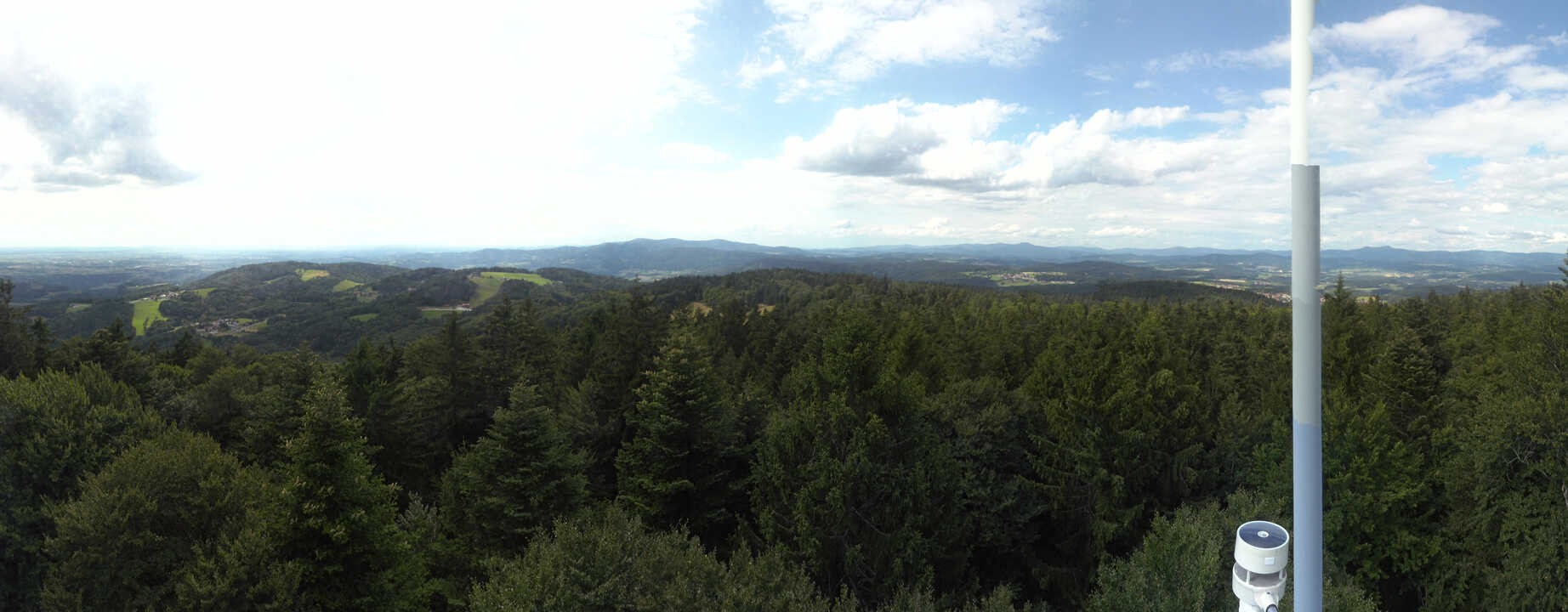 Archived image Webcam Lookout tower at Brotjacklriegel