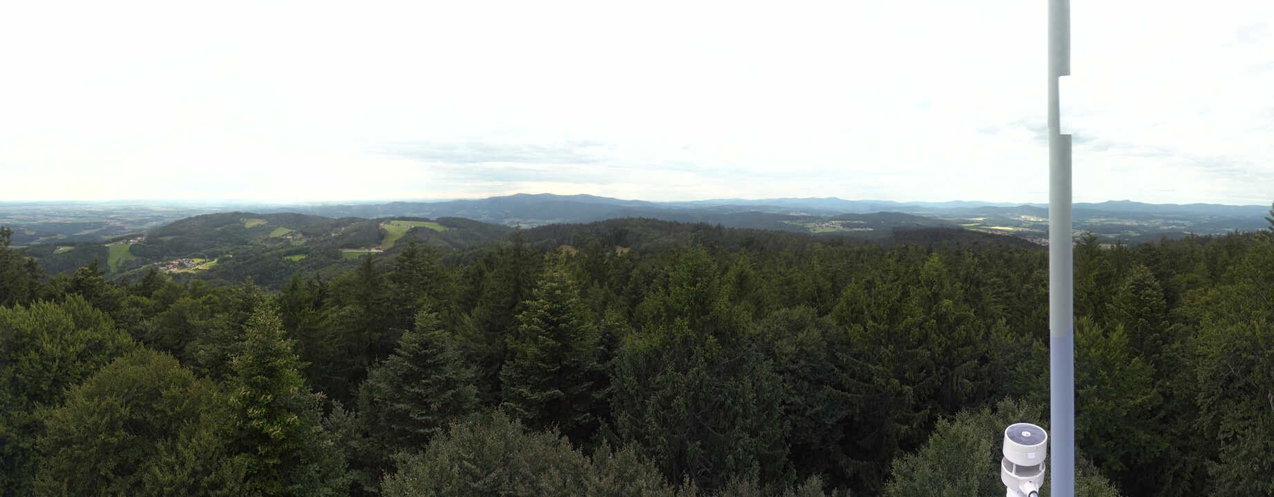Archived image Webcam Lookout tower at Brotjacklriegel