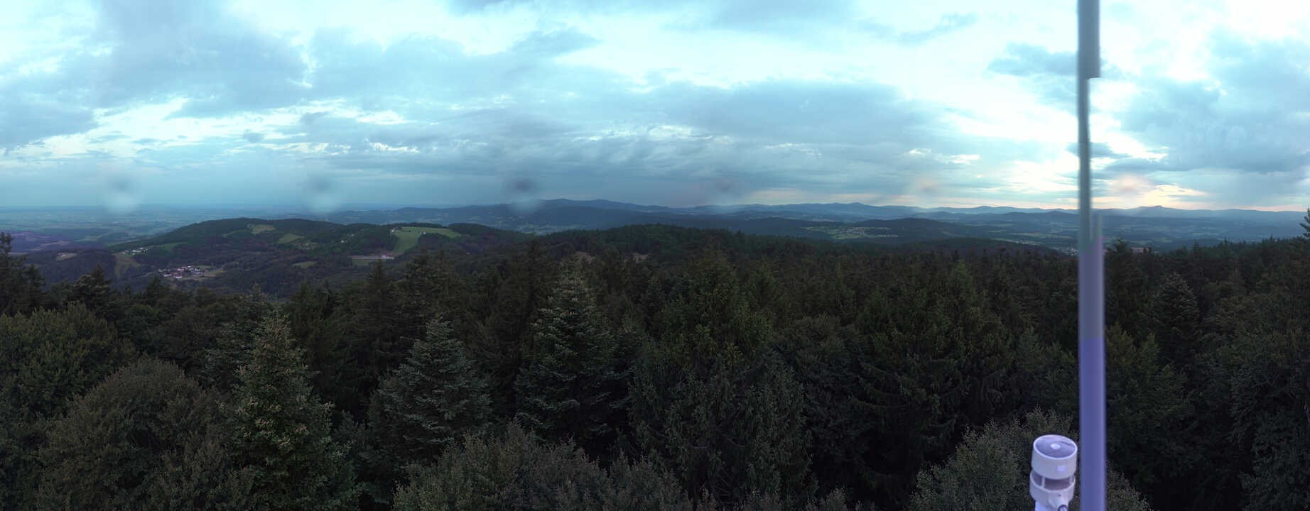 Archived image Webcam Lookout tower at Brotjacklriegel
